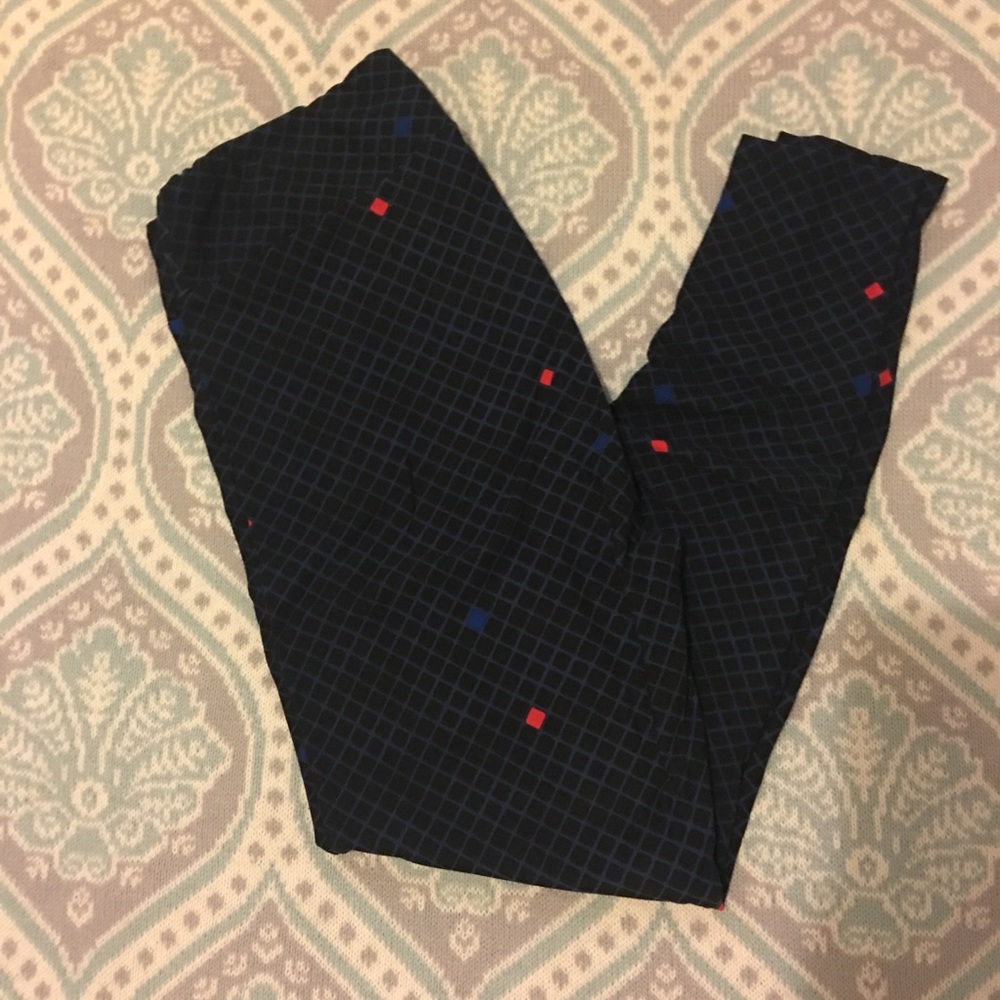 Tall & curvy Lularoe leggings